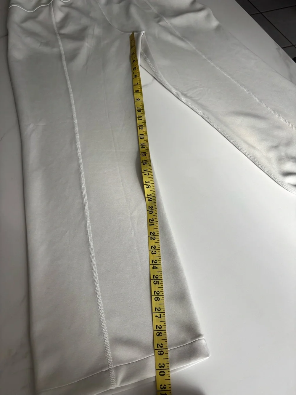 Lululemon Softstreme High-Rise Pant Sz 12 Bone beige